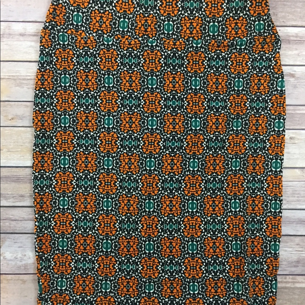 LuLaRoe Cassie